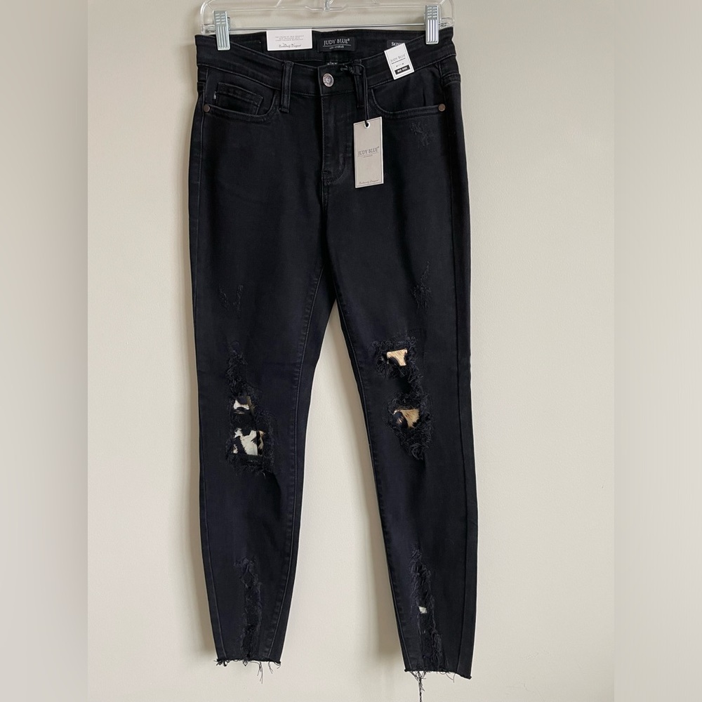 Judy Blue Sz 3/26 High Rise Black Distressed Leopard Patch Skinny Jeans NWT NEW